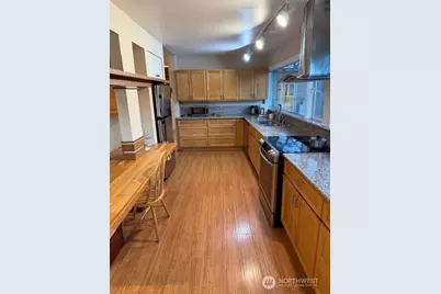 2700 123rd Avenue SE, Bellevue, WA 98005 - Photo 9