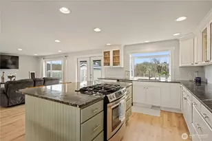 801 Livingston Bay Shore Dr, Camano Island, WA 98282 - Photo 7