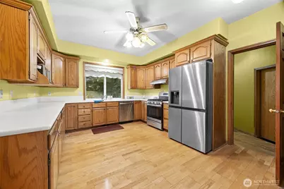 4802 51st Street Ct E, Tacoma, WA 98443 - Photo 13