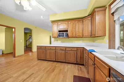 4802 51st Street Ct E, Tacoma, WA 98443 - Photo 15