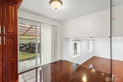 2702 Cedar Avenue S, Renton, WA 98055 - Photo 11