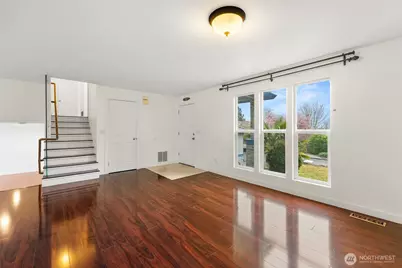 2702 Cedar Avenue S, Renton, WA 98055 - Photo 7