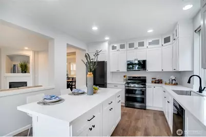 22718 SE 12th Place, Sammamish, WA 98075 - Photo 9