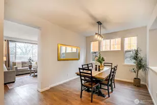 22718 SE 12th Pl, Sammamish, WA 98075 - Photo 7