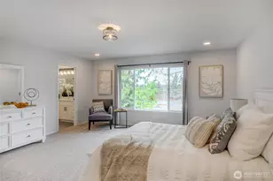 22718 SE 12th Pl, Sammamish, WA 98075 - Photo 17