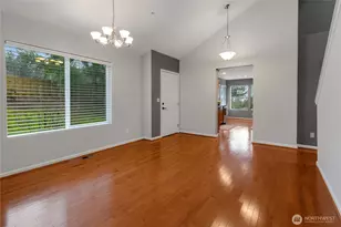 7208 James Pl SE, Auburn, WA 98092 - Photo 9