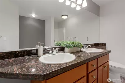 7208 James Place SE, Auburn, WA 98092 - Photo 19