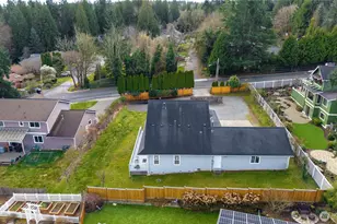 15920 NE 51st St, Redmond, WA 98052 - Photo 31