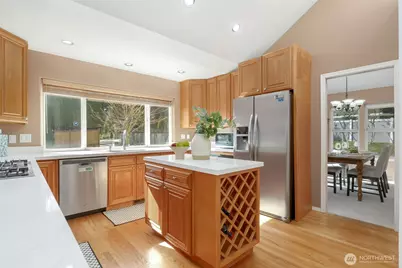 15920 NE 51st St, Redmond, WA 98052 - Photo 9