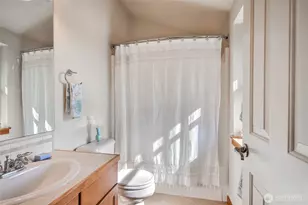 4415 40th Ave SW, Seattle, WA 98116 - Photo 15