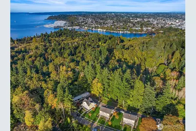 4422 Montana Circle W, Seattle, WA 98199 - Photo 29