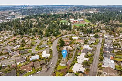 4360 Somerset Boulevard SE, Bellevue, WA 98006 - Photo 33