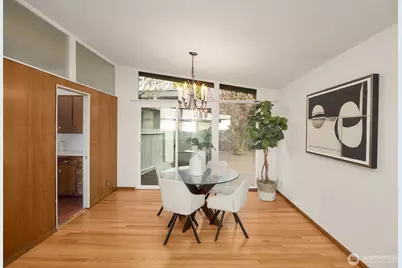 4360 Somerset Boulevard SE, Bellevue, WA 98006 - Photo 9