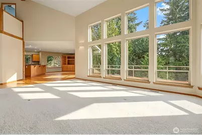 2710 Viewcrest Avenue, Everett, WA 98203 - Photo 11