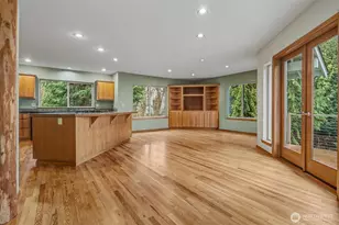 2710 Viewcrest Ave, Everett, WA 98203 - Photo 17