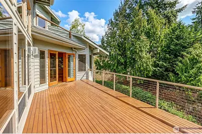 2710 Viewcrest Avenue, Everett, WA 98203 - Photo 15