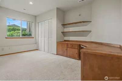 2710 Viewcrest Avenue, Everett, WA 98203 - Photo 31