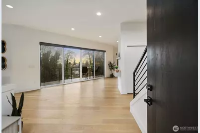 5059 37th Avenue SW, Seattle, WA 98126 - Photo 3