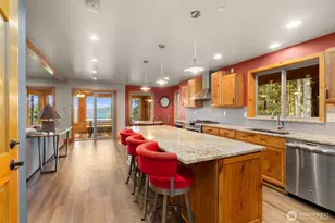 12511 Cole Point Dr, Anderson Island, WA 98303 - Photo 7