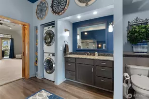 12511 Cole Point Dr, Anderson Island, WA 98303 - Photo 25