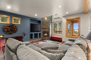 12511 Cole Point Dr, Anderson Island, WA 98303 - Photo 17