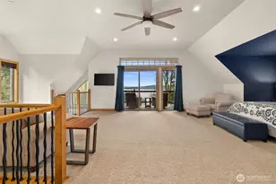 12511 Cole Point Dr, Anderson Island, WA 98303 - Photo 19