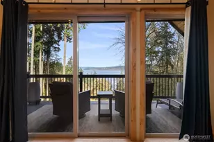 12511 Cole Point Dr, Anderson Island, WA 98303 - Photo 27