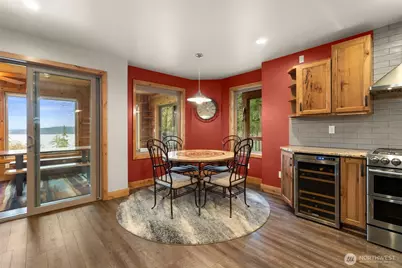 12511 Cole Point Drive, Anderson Island, WA 98303 - Photo 13