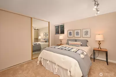 3400 25th Avenue W #101, Seattle, WA 98199 - Photo 5