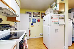 530 SW 4th St, College Place, WA 99324 - Photo 15