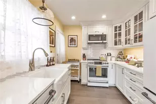 154 NW 73rd St, Seattle, WA 98117 - Photo 13