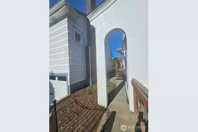 154 NW 73rd Street, Seattle, WA 98117 - Photo 3