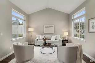 1909 Highpoint St, Enumclaw, WA 98022 - Photo 5