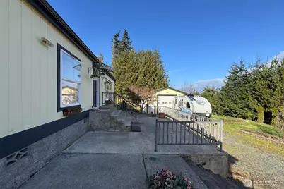 202 S Bayview Avenue, Port Angeles, WA 98362 - Photo 31