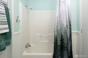 202 S Bayview Ave, Port Angeles, WA 98362 - Photo 17