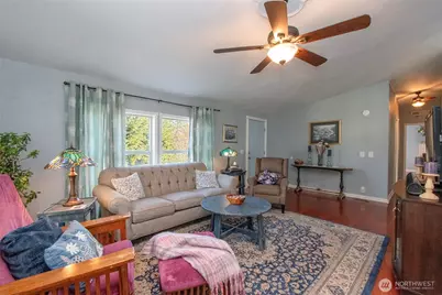 202 S Bayview Avenue, Port Angeles, WA 98362 - Photo 3