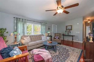 202 S Bayview Ave, Port Angeles, WA 98362 - Photo 3