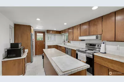 12507 50th Place S, Tukwila, WA 98108 - Photo 9