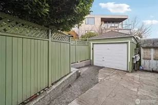 1114 2nd Ave N, Seattle, WA 98109 - Photo 31