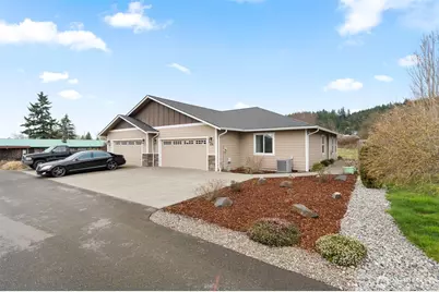 676 SW 20th Street #A, Chehalis, WA 98532 - Photo 1
