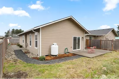 676 SW 20th Street #A, Chehalis, WA 98532 - Photo 27