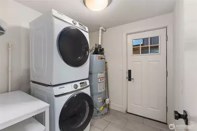 8731 13th Avenue NW, Seattle, WA 98117 - Photo 23