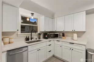 8731 13th Ave NW, Seattle, WA 98117 - Photo 11