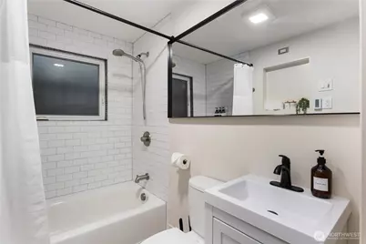 8731 13th Avenue NW, Seattle, WA 98117 - Photo 17