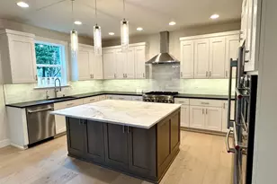 9207 NE 175th St, Bothell, WA 98011 - Photo 9