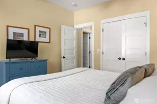 9207 NE 175th St, Bothell, WA 98011 - Photo 31