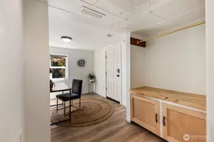 340 NE 53rd St, Seattle, WA 98105 - Photo 27