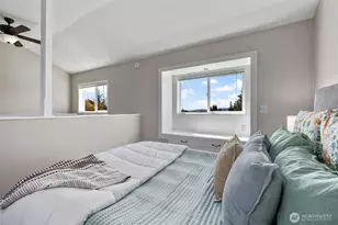 340 NE 53rd St, Seattle, WA 98105 - Photo 21