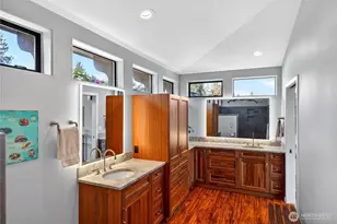 15107 Bridgeway Dr, Anacortes, WA 98221 - Photo 17