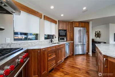 15107 Bridgeway Drive, Anacortes, WA 98221 - Photo 9